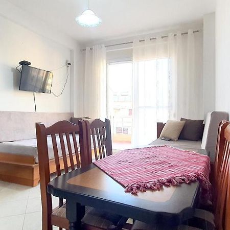Sea & Sun Apartment Durrës 外观 照片